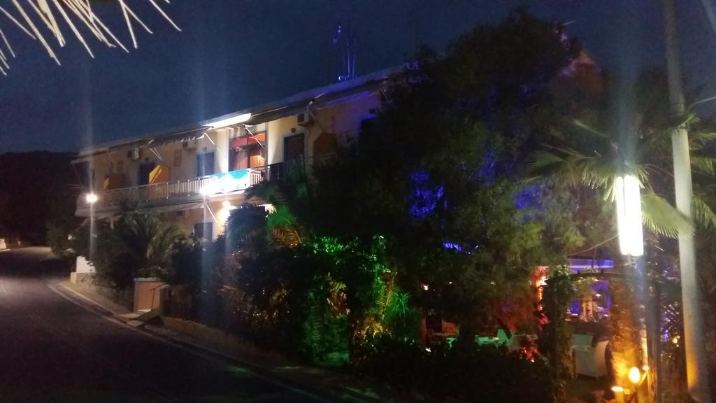 Hotel Possidon Aegina Luaran gambar